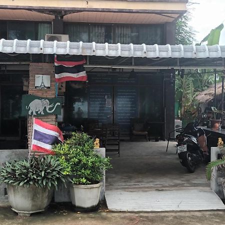 Sammy Seaview Mae Ramphueng Beach Front Golden Elephant บ้านช้างทองวิวทะเลหน้าหาดแม่รำพึง Rayong Exteriör bild