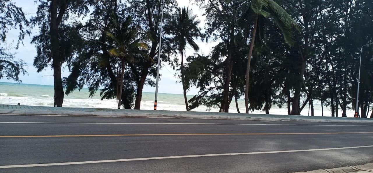 Sammy Seaview Mae Ramphueng Beach Front Golden Elephant บ้านช้างทองวิวทะเลหน้าหาดแม่รำพึง Rayong Exteriör bild